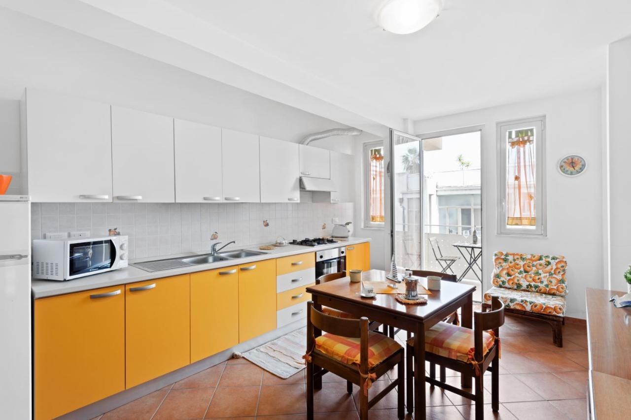 Aci Castello Seaview Apartment With Parking Exterior foto